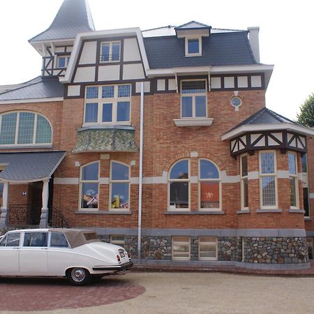 Charmehotel Villa Saporis Хасселт Экстерьер фото