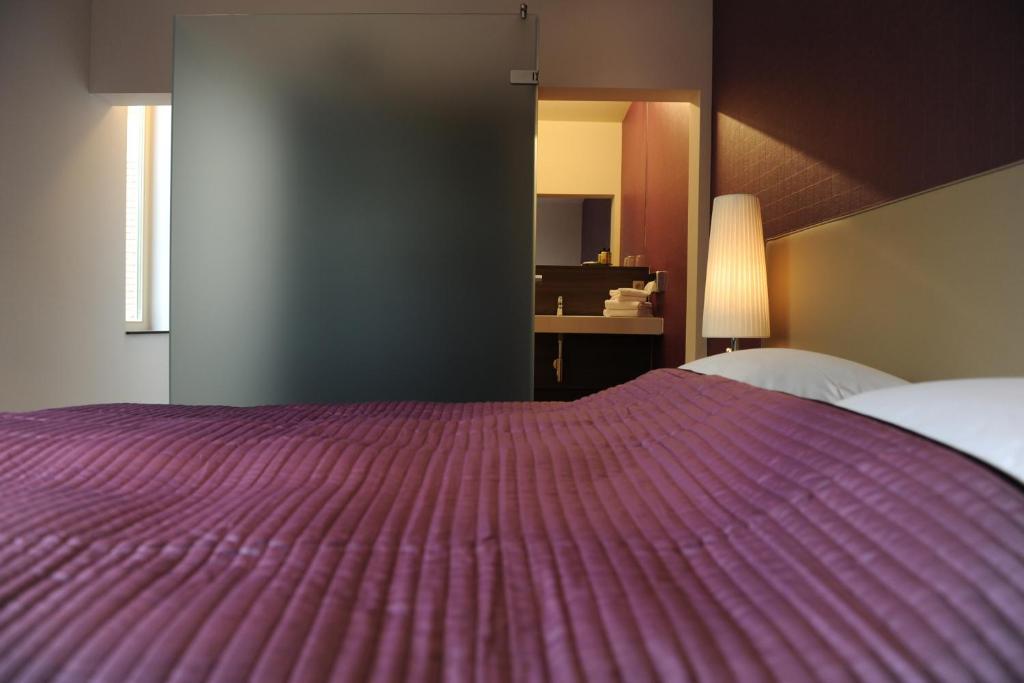 Charmehotel Villa Saporis Хасселт Номер фото